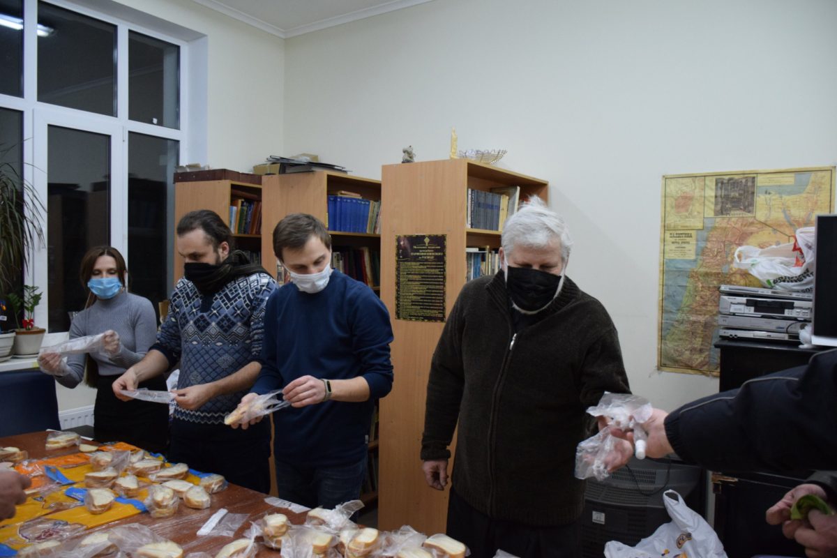 В Голосеевском благочинии разработали план действий по оказанию помощи во время пандемии