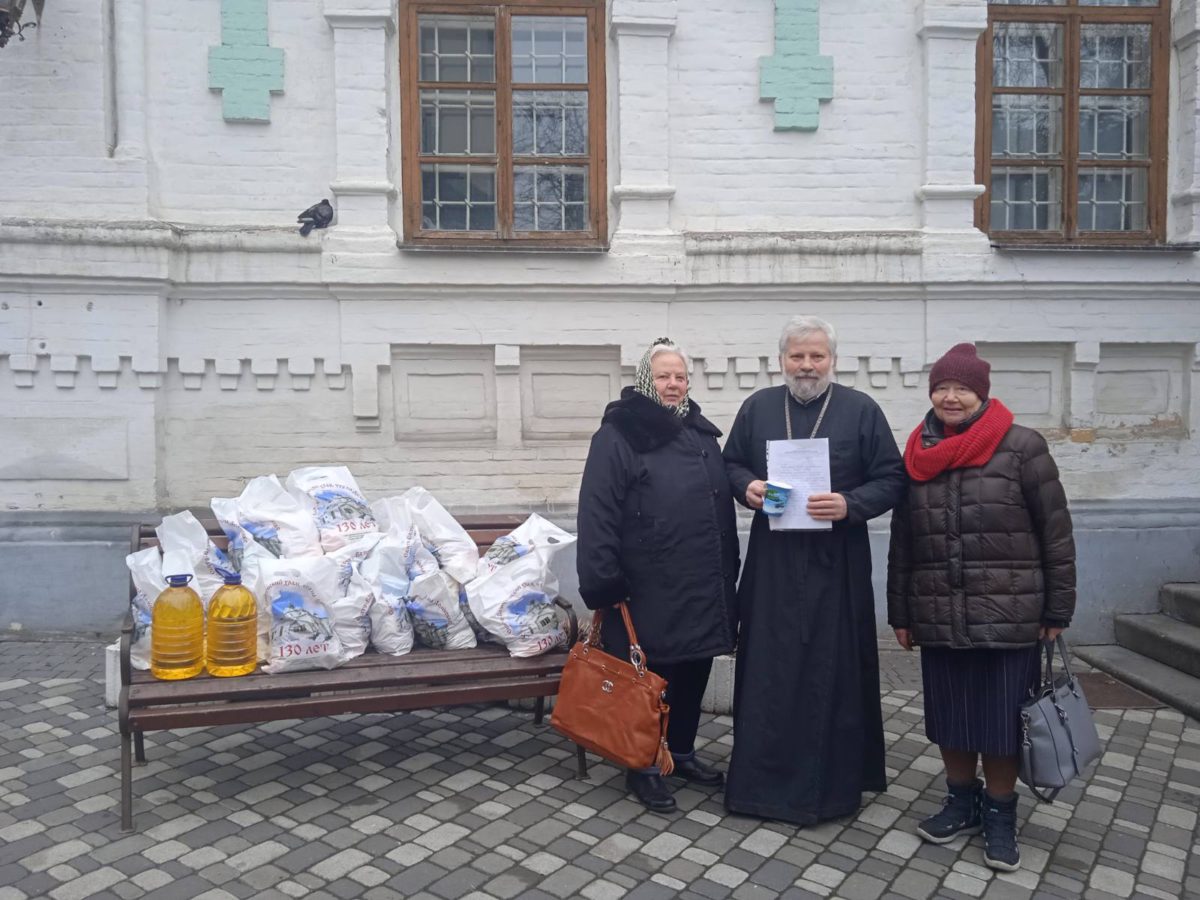 Община нашего храма оказала помощь ветеранской организации