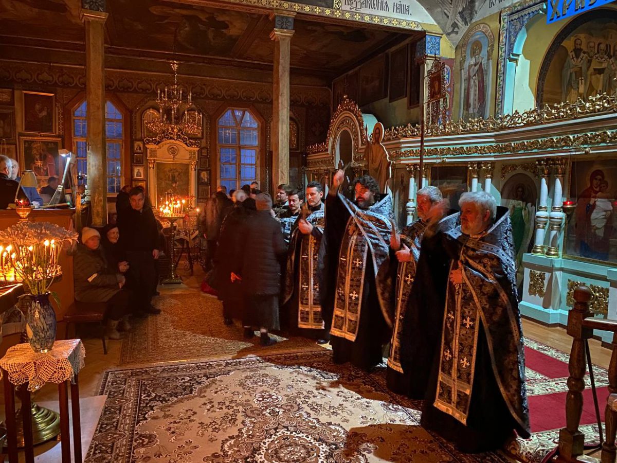 На Демиевке в Прощёное воскресенье совершен особый чин перед началом поста
